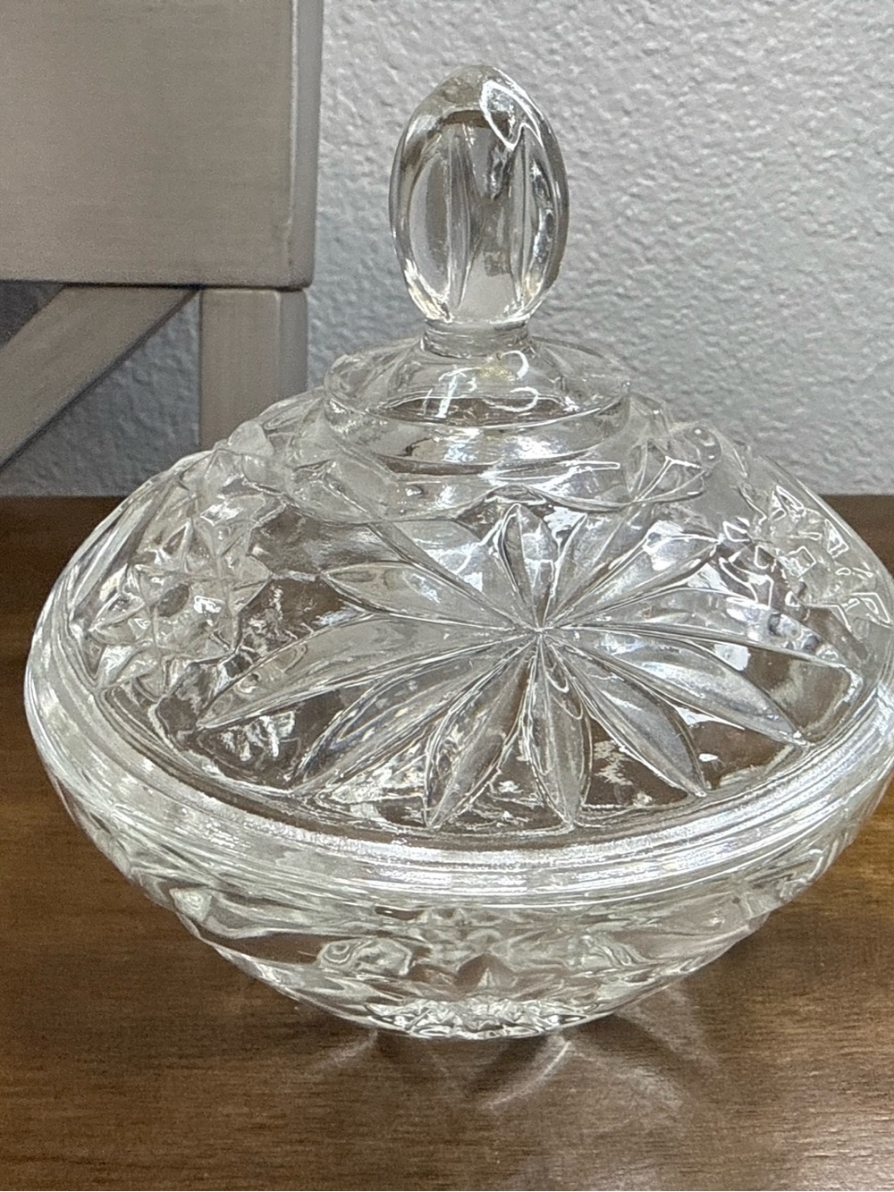 Vintage Anchor Hocking Prescut Star Clear Glass Candy Nut Dish